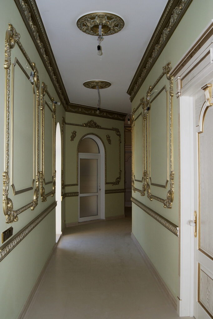 IonDecor